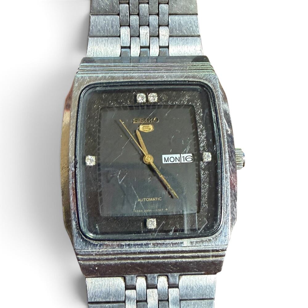 Vintage Seiko Automatic Wrist Watch SP606, Day Date Dial, Silver 1970s